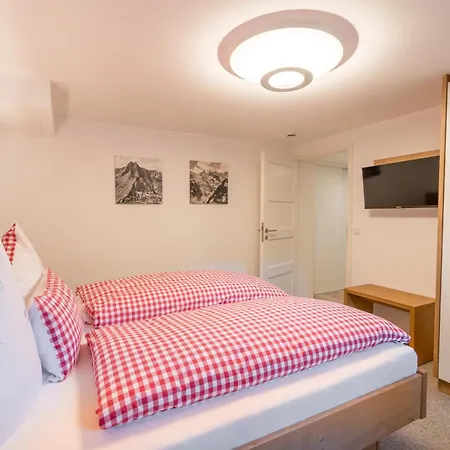 Apartment Ohrwumslar *